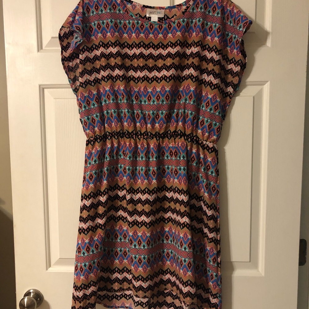 Brown tribal print thin dress with elastic waist